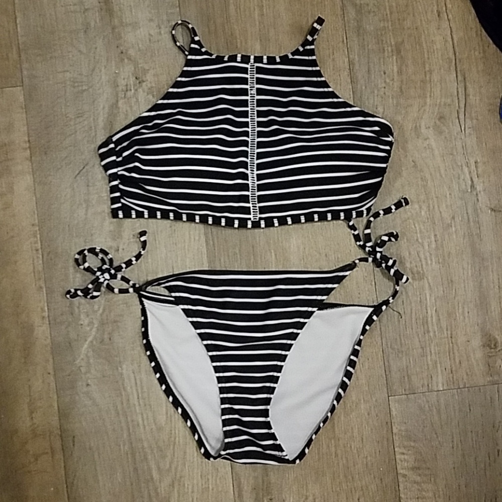 High Neck Black Stripe Bikini